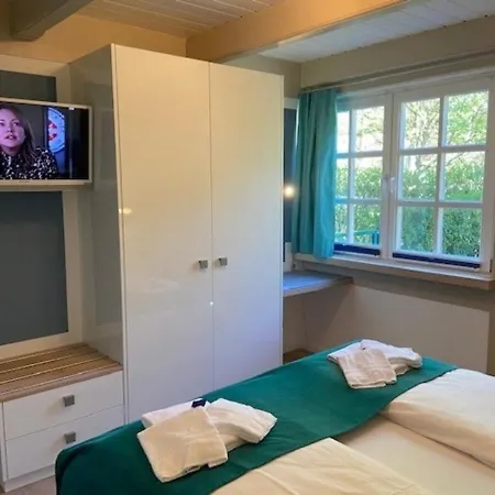 Ginsterweg 2b - Whg Eg Wyk auf Föhr